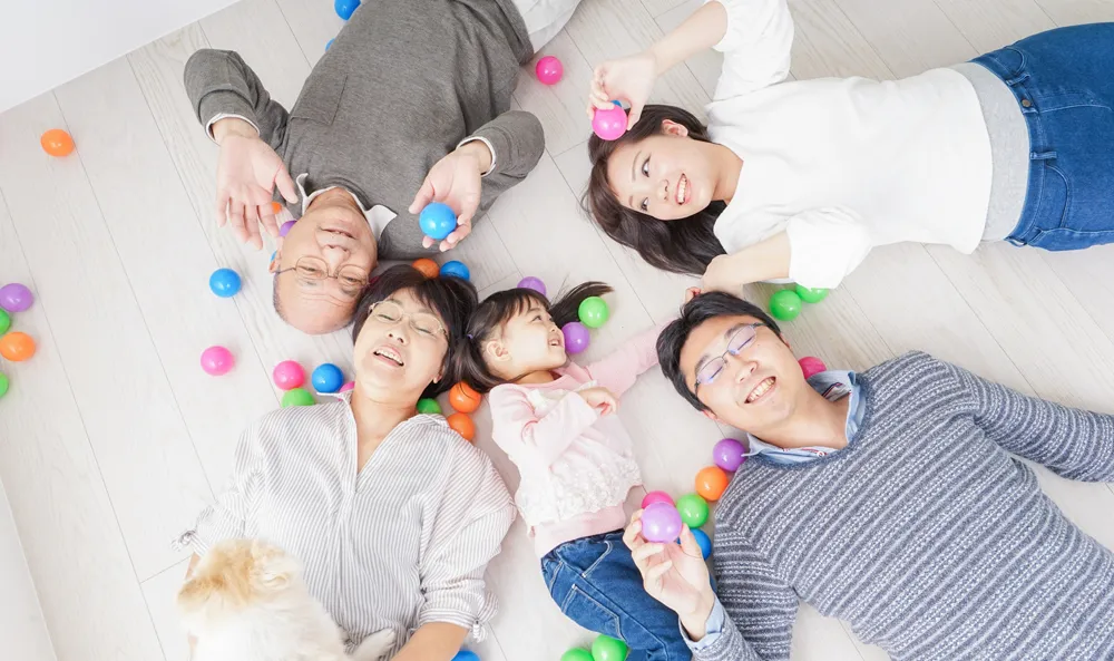 南向きの明るさと前面の開放感